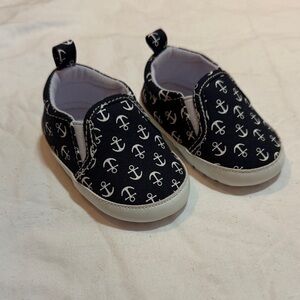 Tommy Bahama - NWOT - Navy Anchor Baby Shoes